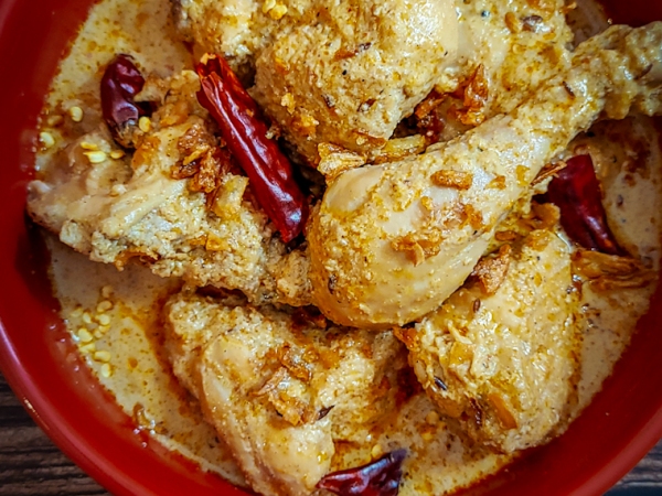 Chicken korma- Bangladeshi style